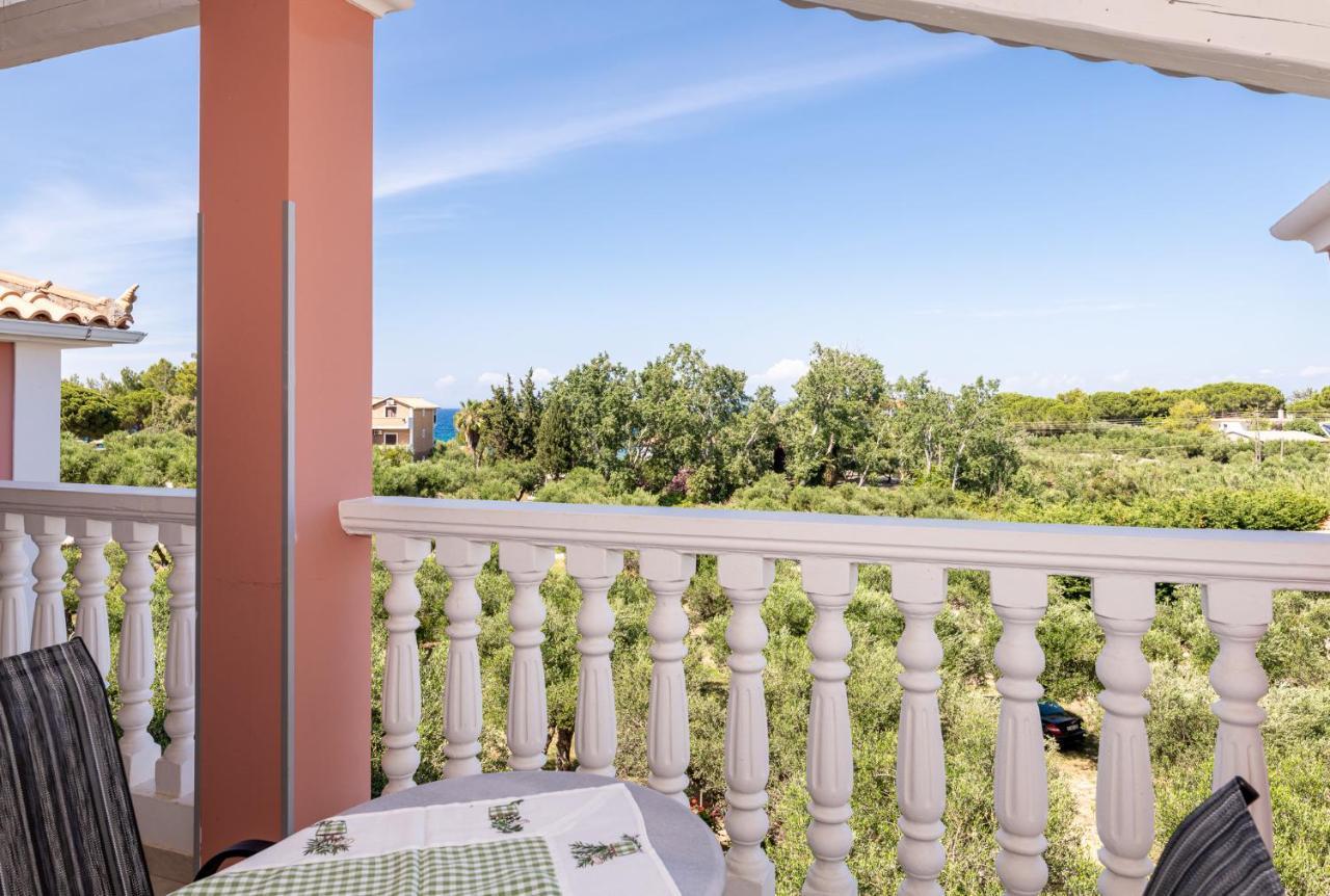 Arazzo Apartments วาซิลิคอส ภายนอก รูปภาพ